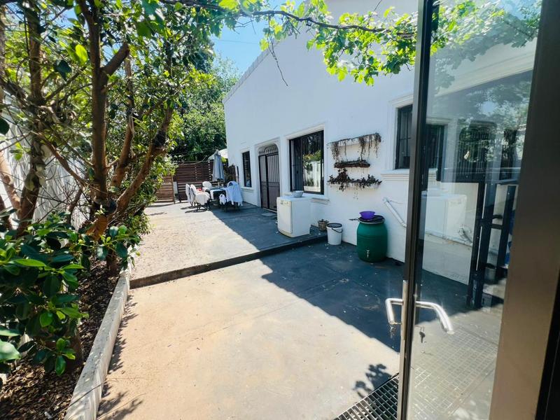 4 Bedroom Property for Sale in Bloubosrand Gauteng