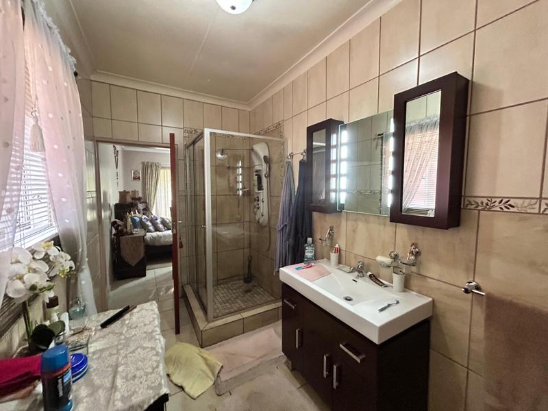 4 Bedroom Property for Sale in Springs Gauteng