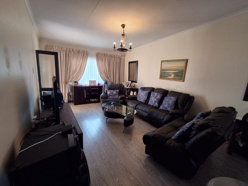 3 Bedroom Property for Sale in Liefde en Vrede Gauteng