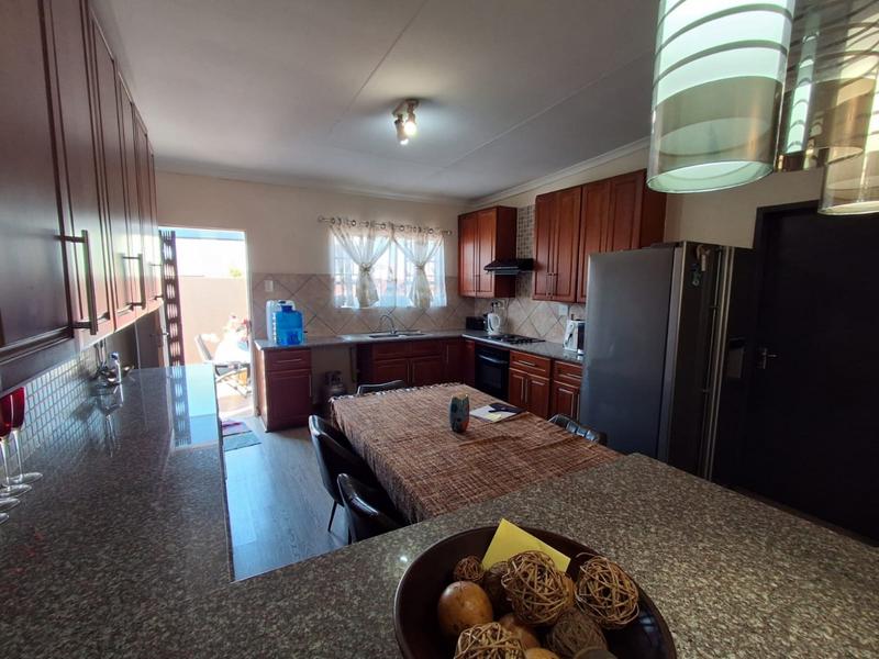 3 Bedroom Property for Sale in Liefde en Vrede Gauteng
