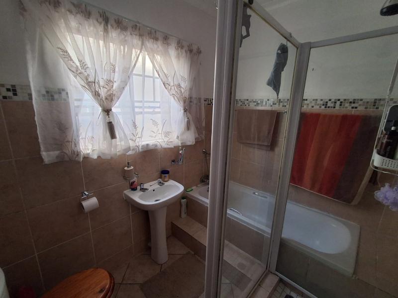 3 Bedroom Property for Sale in Liefde en Vrede Gauteng
