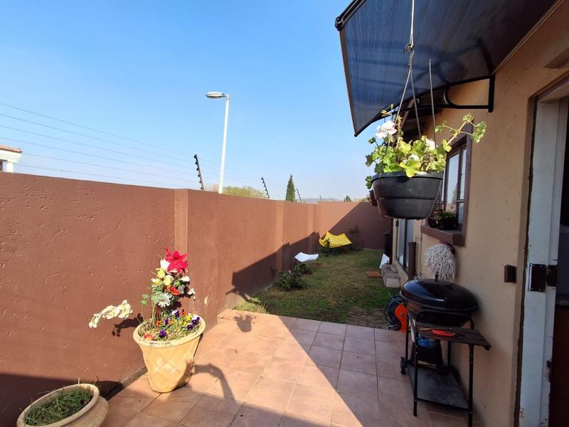 3 Bedroom Property for Sale in Liefde en Vrede Gauteng