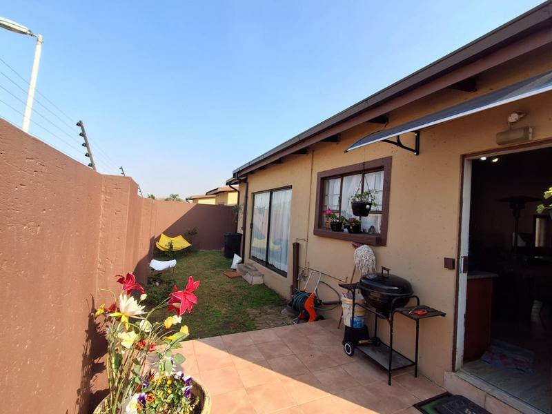 3 Bedroom Property for Sale in Liefde en Vrede Gauteng