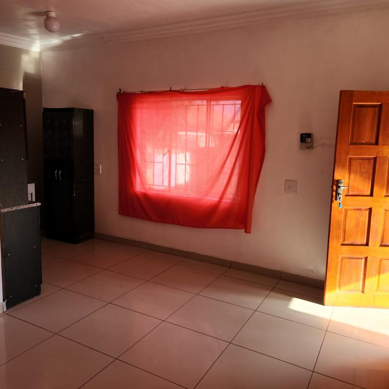 To Let 1 Bedroom Property for Rent in Laudium Gauteng