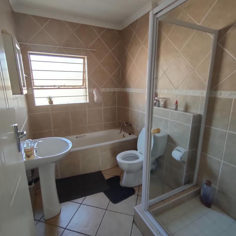 To Let 2 Bedroom Property for Rent in Celtisdal Gauteng