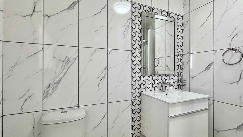 1 Bedroom Property for Sale in Morningside Gauteng