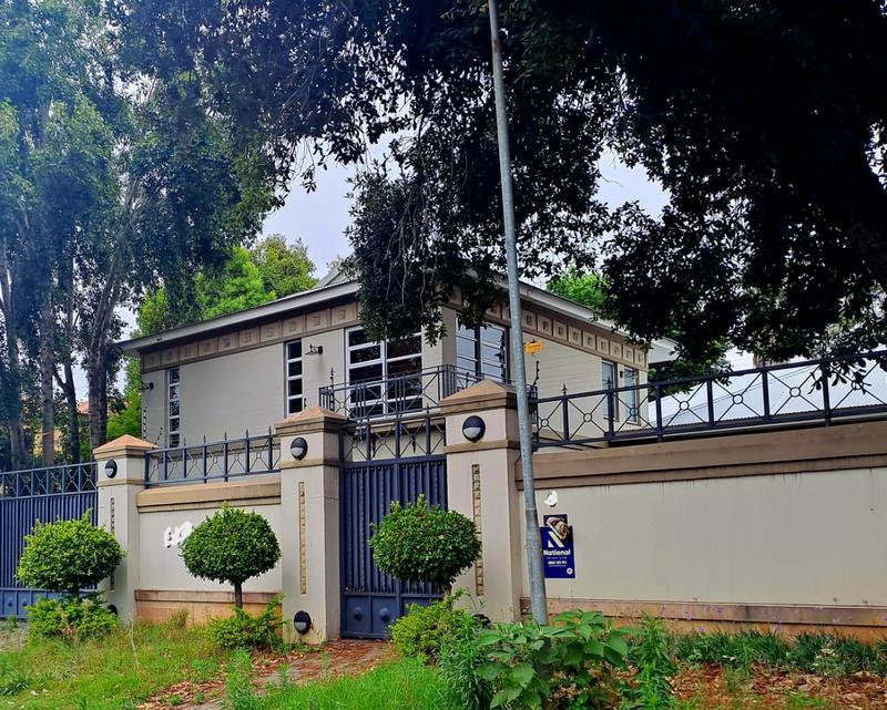 7 Bedroom Property for Sale in Bedfordview Gauteng