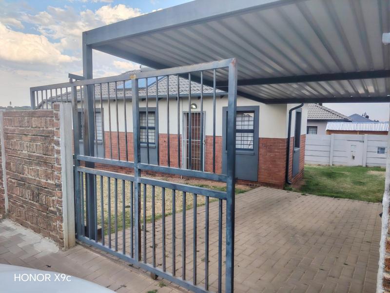 To Let 3 Bedroom Property for Rent in Mindalore Gauteng