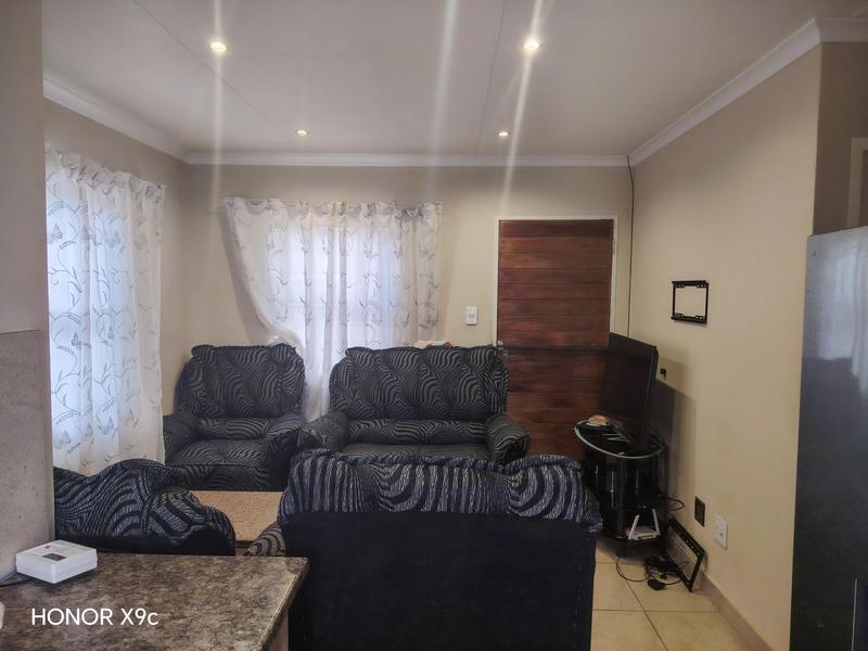 To Let 3 Bedroom Property for Rent in Mindalore Gauteng