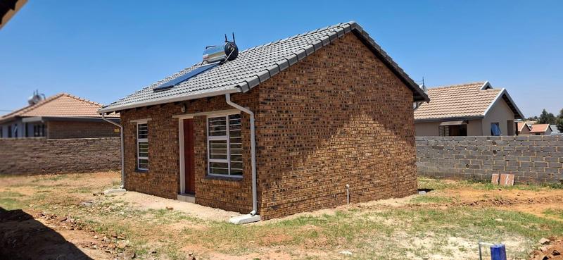 2 Bedroom Property for Sale in Lenasia South Gauteng