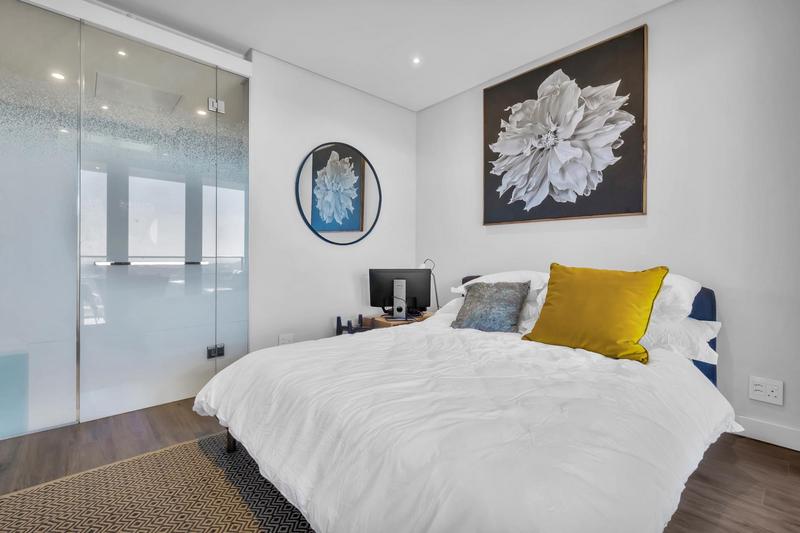 To Let 2 Bedroom Property for Rent in Rosebank Gauteng