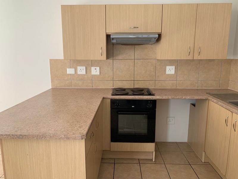To Let 2 Bedroom Property for Rent in North Riding Gauteng