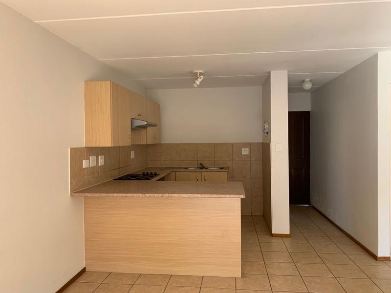 To Let 2 Bedroom Property for Rent in North Riding Gauteng
