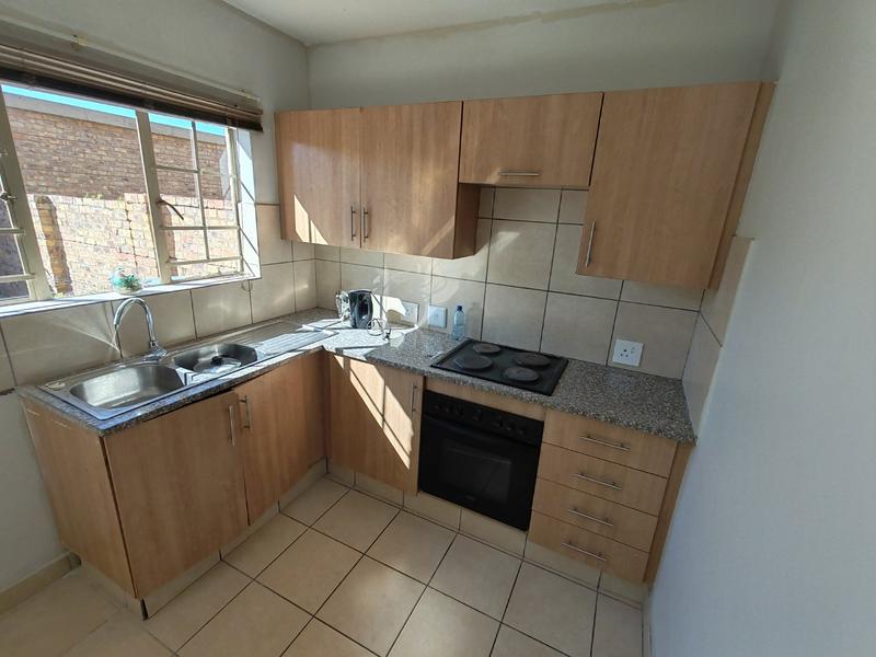 3 Bedroom Property for Sale in Annlin Gauteng