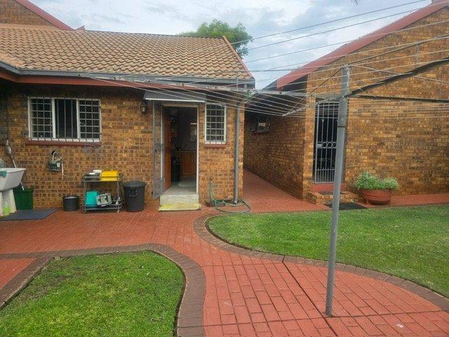 4 Bedroom Property for Sale in Montana Gauteng