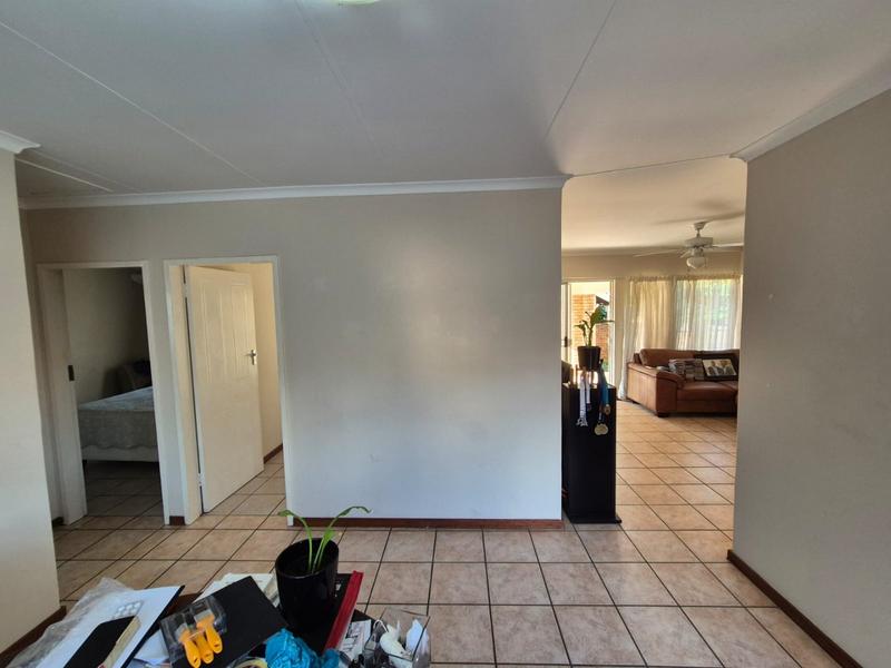 2 Bedroom Property for Sale in Montana Gauteng