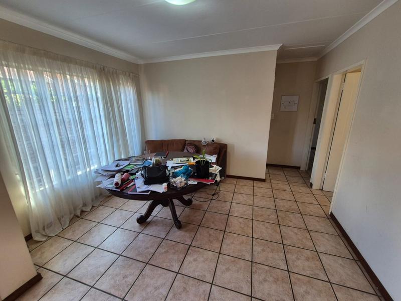 2 Bedroom Property for Sale in Montana Gauteng