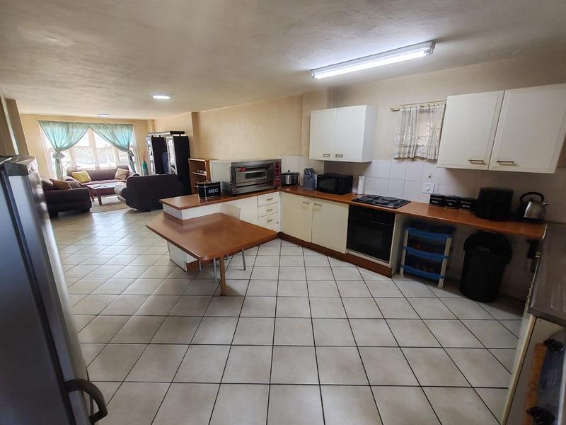 2 Bedroom Property for Sale in Pretoria North Gauteng