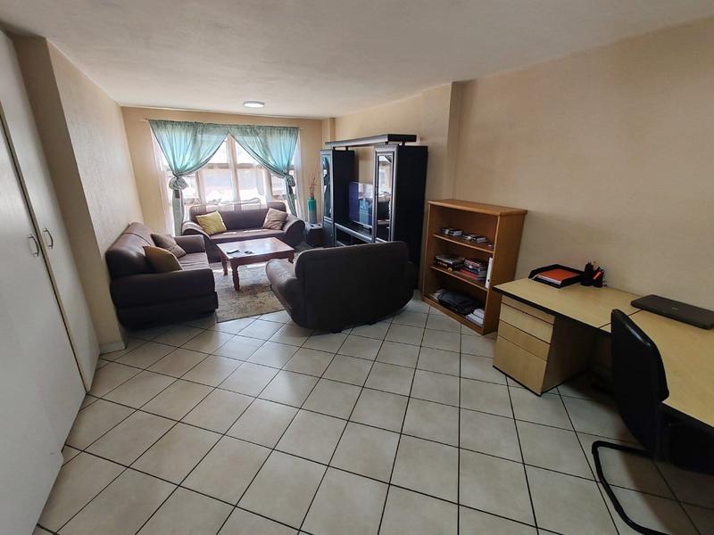 2 Bedroom Property for Sale in Pretoria North Gauteng