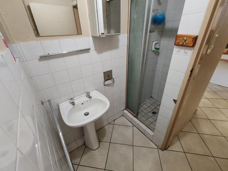 2 Bedroom Property for Sale in Pretoria North Gauteng