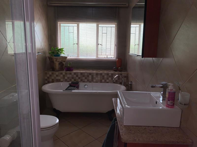 To Let 3 Bedroom Property for Rent in Vanderbijlpark SE 3 Gauteng