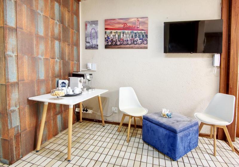 5 Bedroom Property for Sale in Victory Park Gauteng