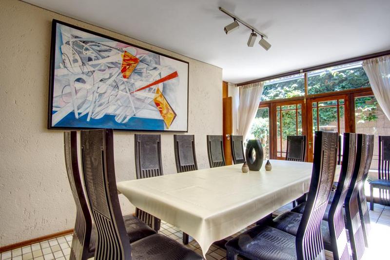 5 Bedroom Property for Sale in Victory Park Gauteng