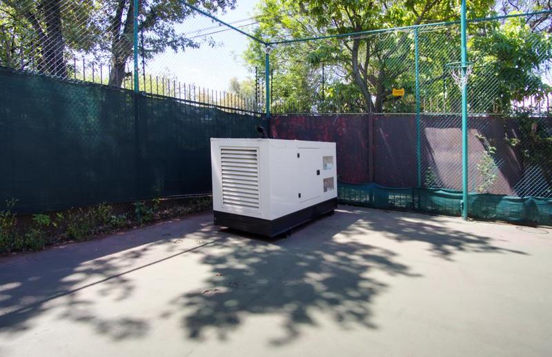 5 Bedroom Property for Sale in Victory Park Gauteng