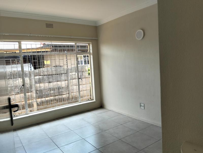3 Bedroom Property for Sale in Glen Marais Gauteng