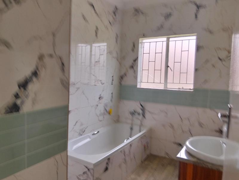 3 Bedroom Property for Sale in Glen Marais Gauteng