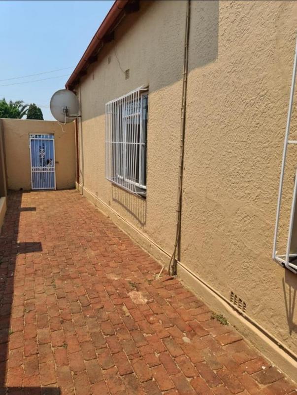 To Let 3 Bedroom Property for Rent in Primrose Gauteng