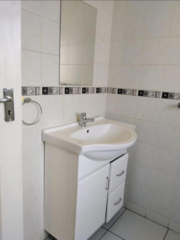 To Let 2 Bedroom Property for Rent in Kensington Gauteng