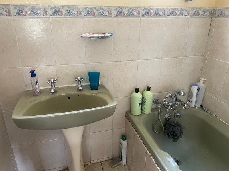 3 Bedroom Property for Sale in Edenvale Central Gauteng
