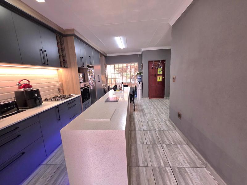 4 Bedroom Property for Sale in Boksburg North Gauteng