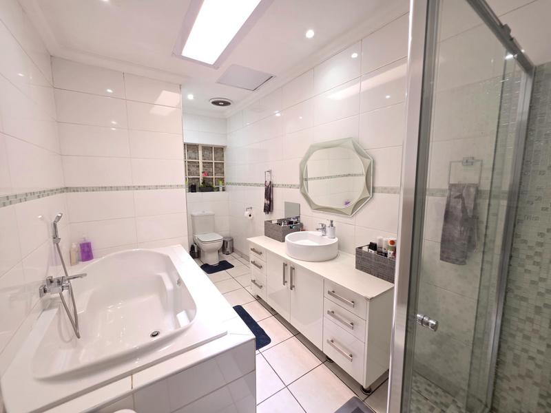 4 Bedroom Property for Sale in Boksburg North Gauteng