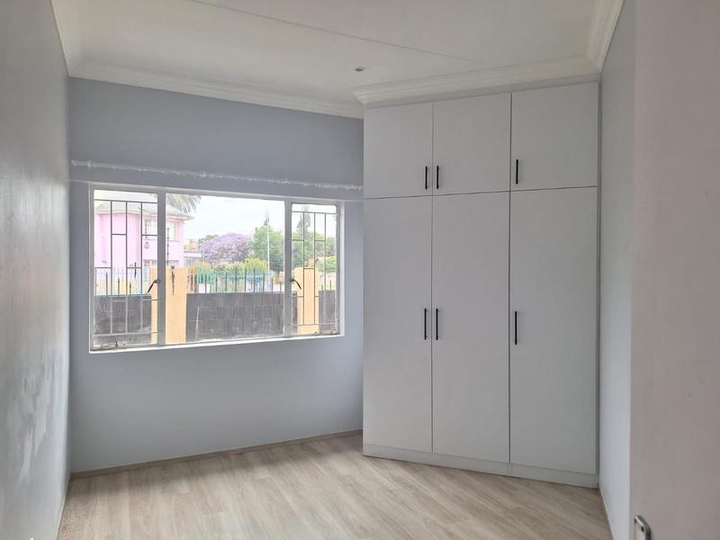 To Let 2 Bedroom Property for Rent in Selection Park Gauteng