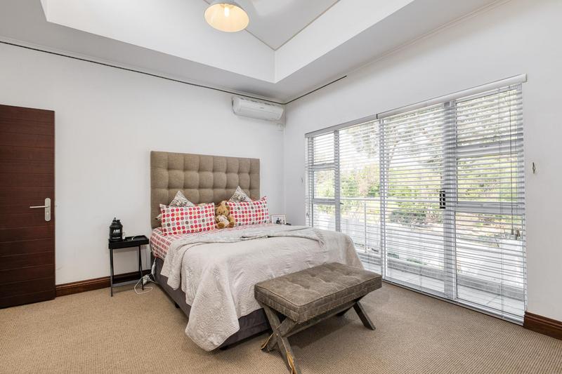 To Let 4 Bedroom Property for Rent in Bryanston Gauteng