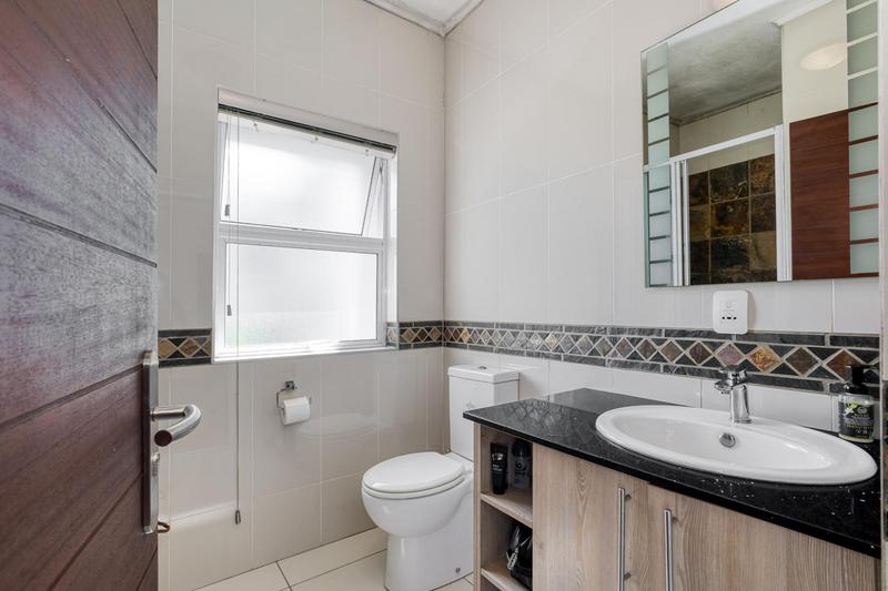 To Let 4 Bedroom Property for Rent in Bryanston Gauteng