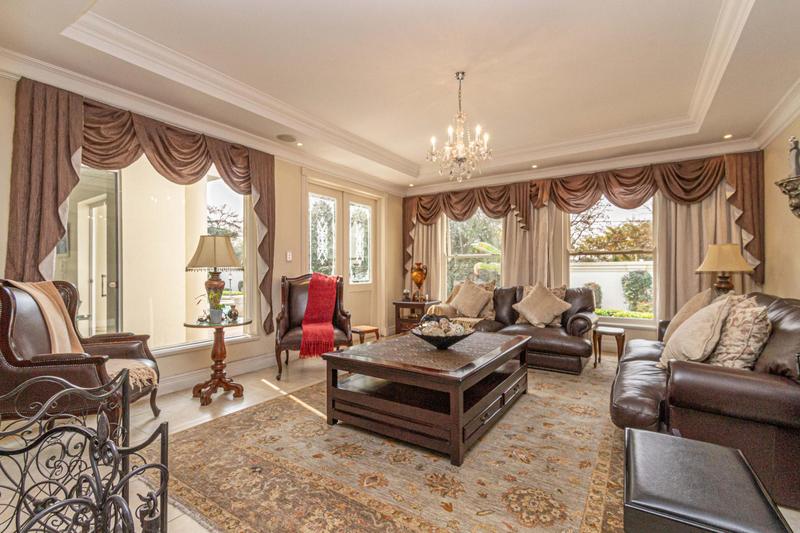 5 Bedroom Property for Sale in Bryanston Gauteng