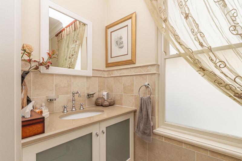 5 Bedroom Property for Sale in Bryanston Gauteng