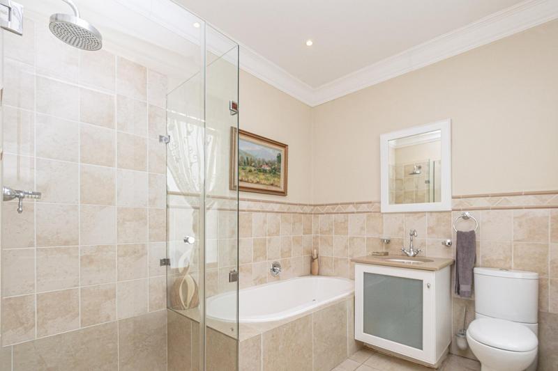 5 Bedroom Property for Sale in Bryanston Gauteng