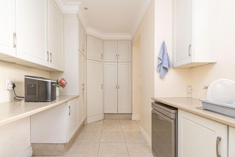 5 Bedroom Property for Sale in Bryanston Gauteng