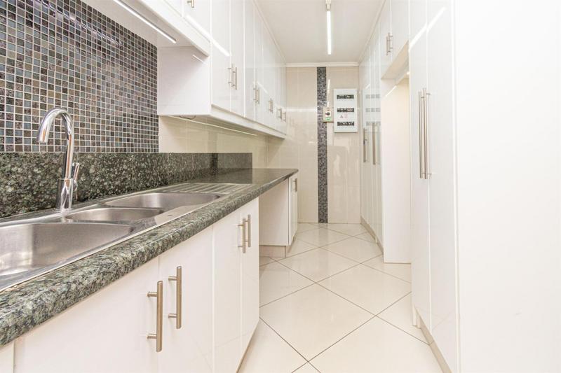 3 Bedroom Property for Sale in Bryanston Gauteng