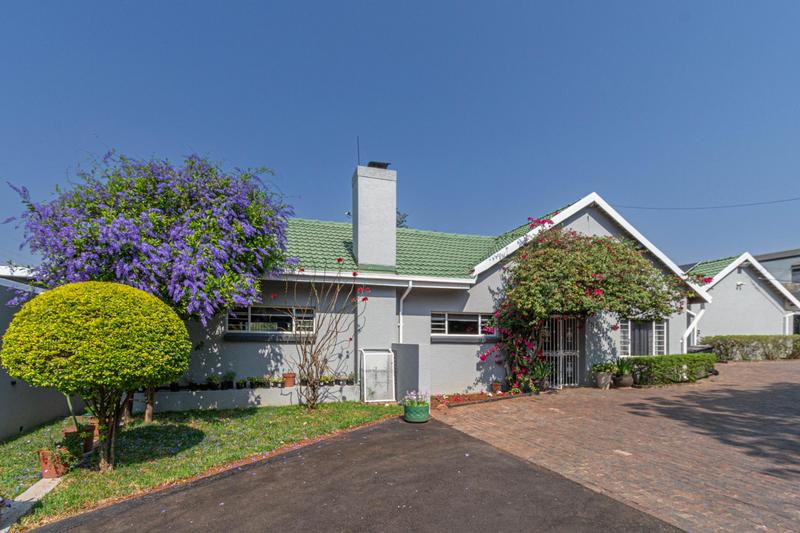 7 Bedroom Property for Sale in Bryanston Gauteng