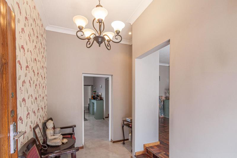 7 Bedroom Property for Sale in Bryanston Gauteng