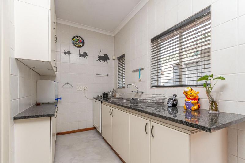 7 Bedroom Property for Sale in Bryanston Gauteng