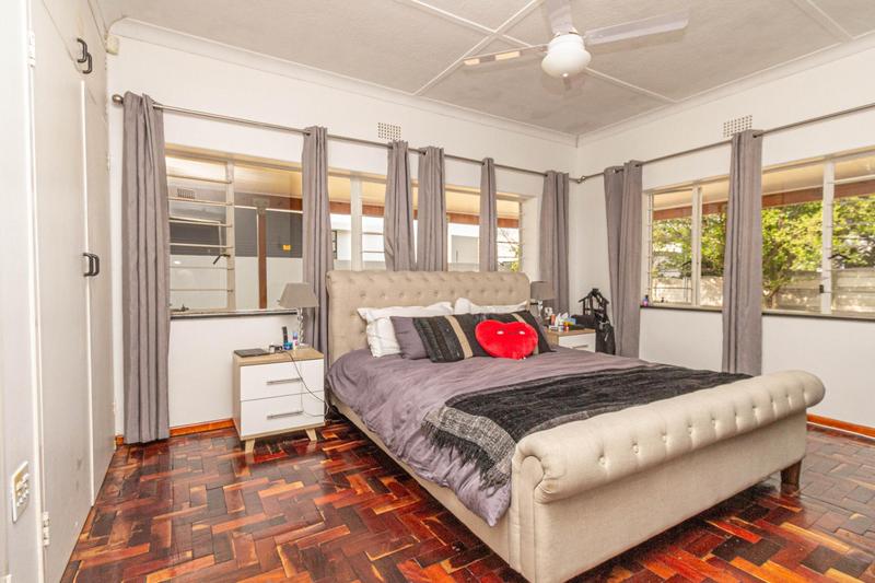 7 Bedroom Property for Sale in Bryanston Gauteng