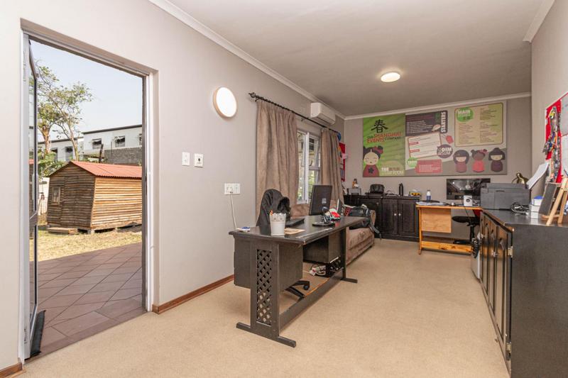 7 Bedroom Property for Sale in Bryanston Gauteng