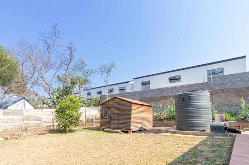 7 Bedroom Property for Sale in Bryanston Gauteng