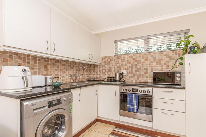 7 Bedroom Property for Sale in Bryanston Gauteng